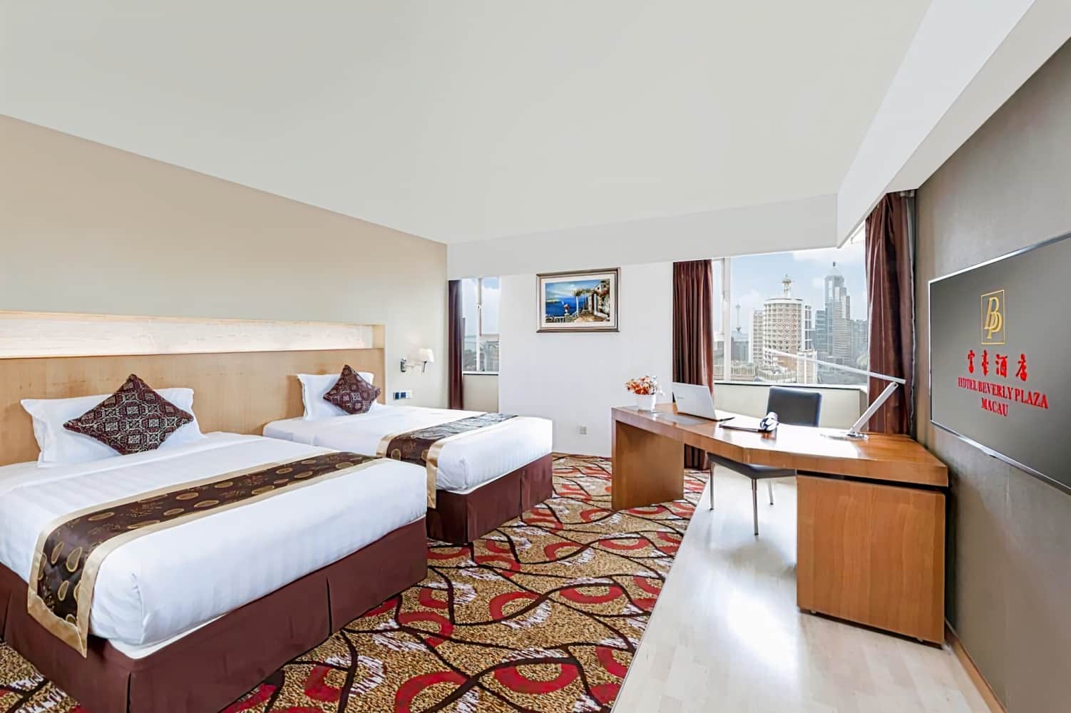 Hotel Beverly Plaza