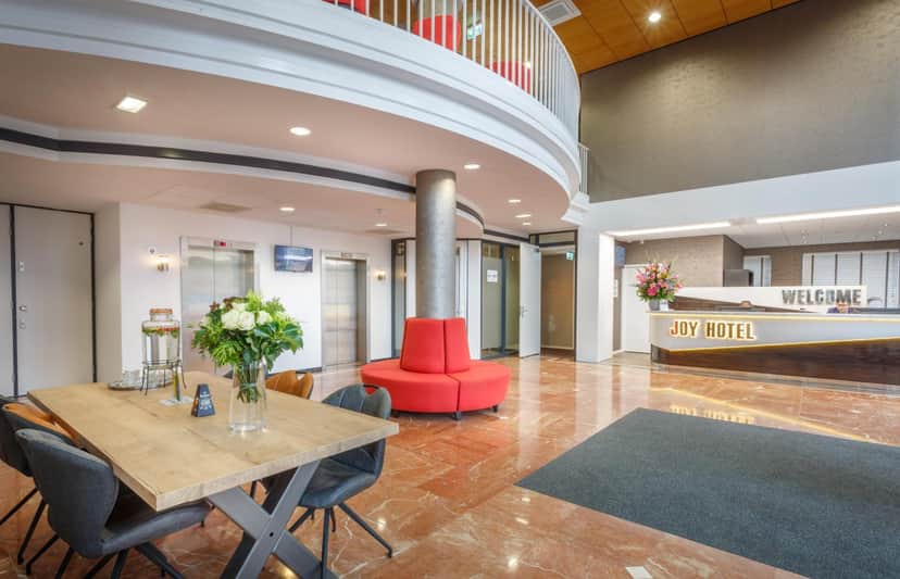 Joy hotel
