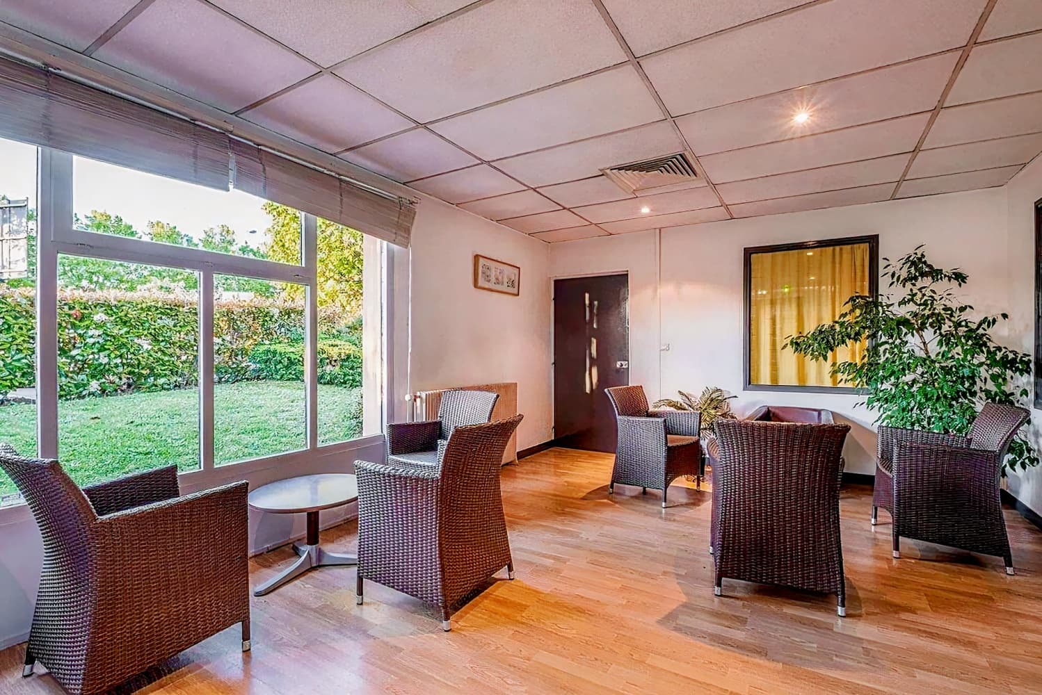 Comfort Hôtel RUNGIS-ORLY