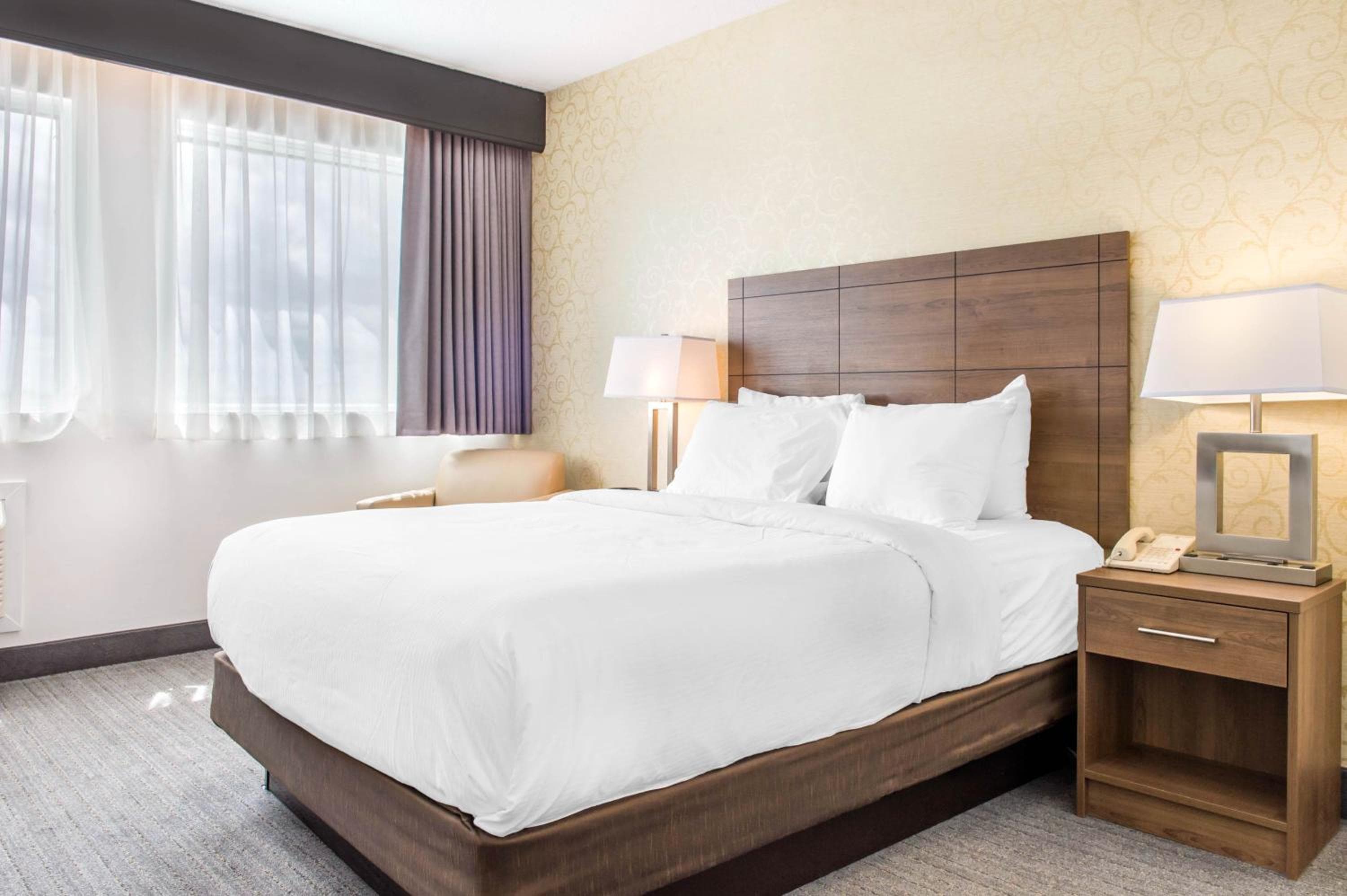 Quality Hotel Dorval