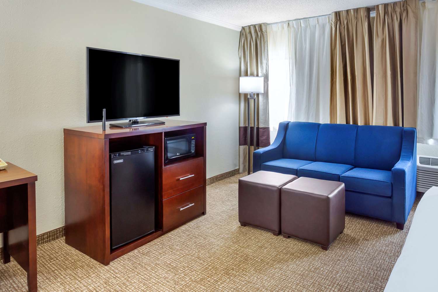 Comfort Inn & Suites Arlington Heights - Schaumburg