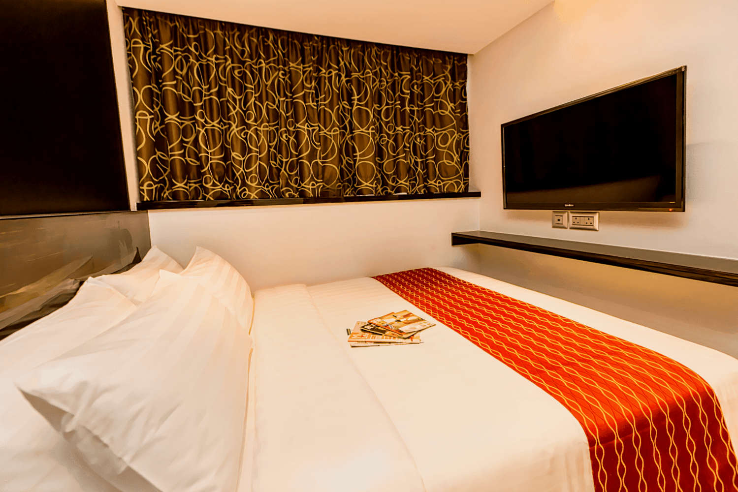 Noble Park Hotel (inactive)