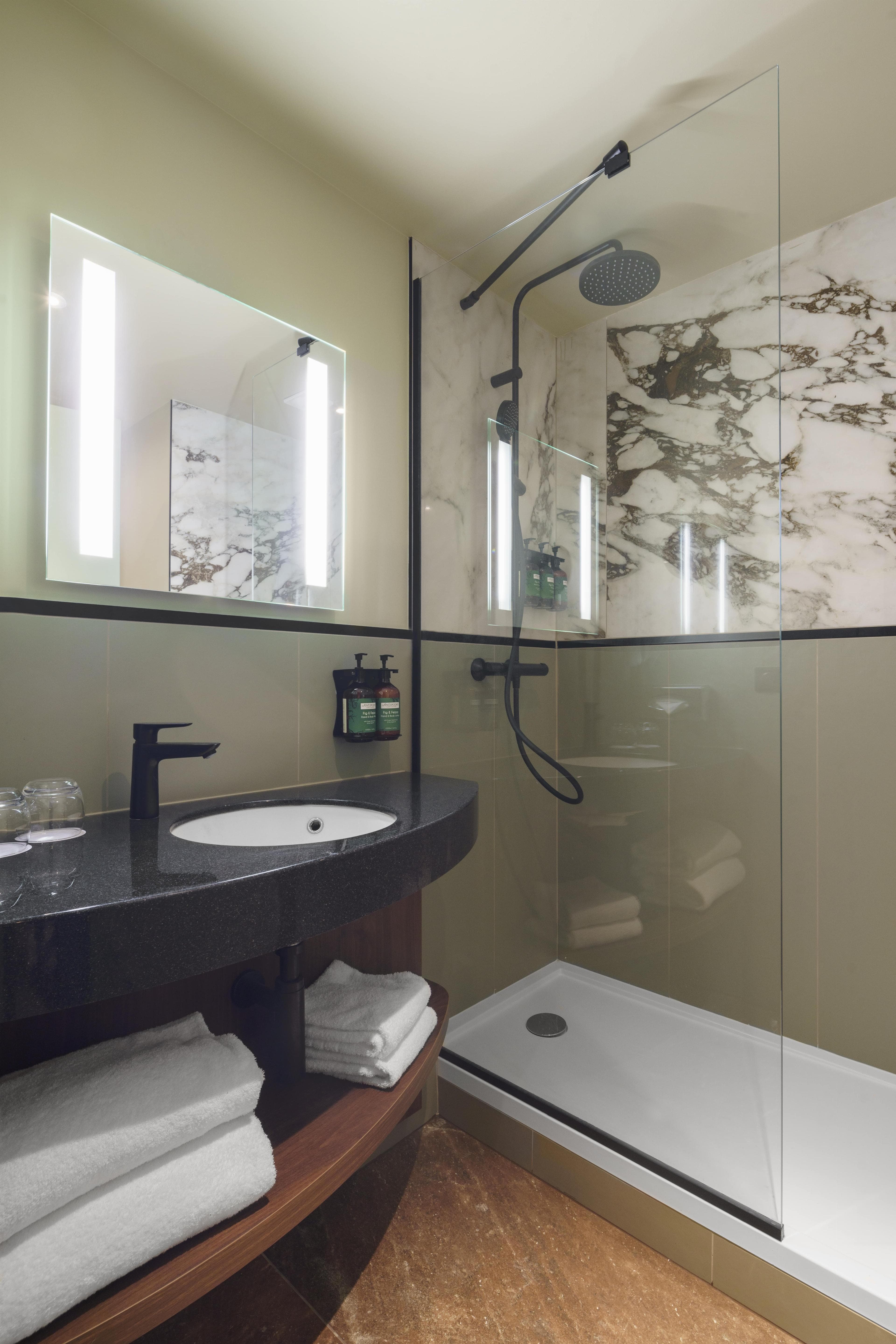 voco Paris - Porte de Clichy, an IHG Hotel