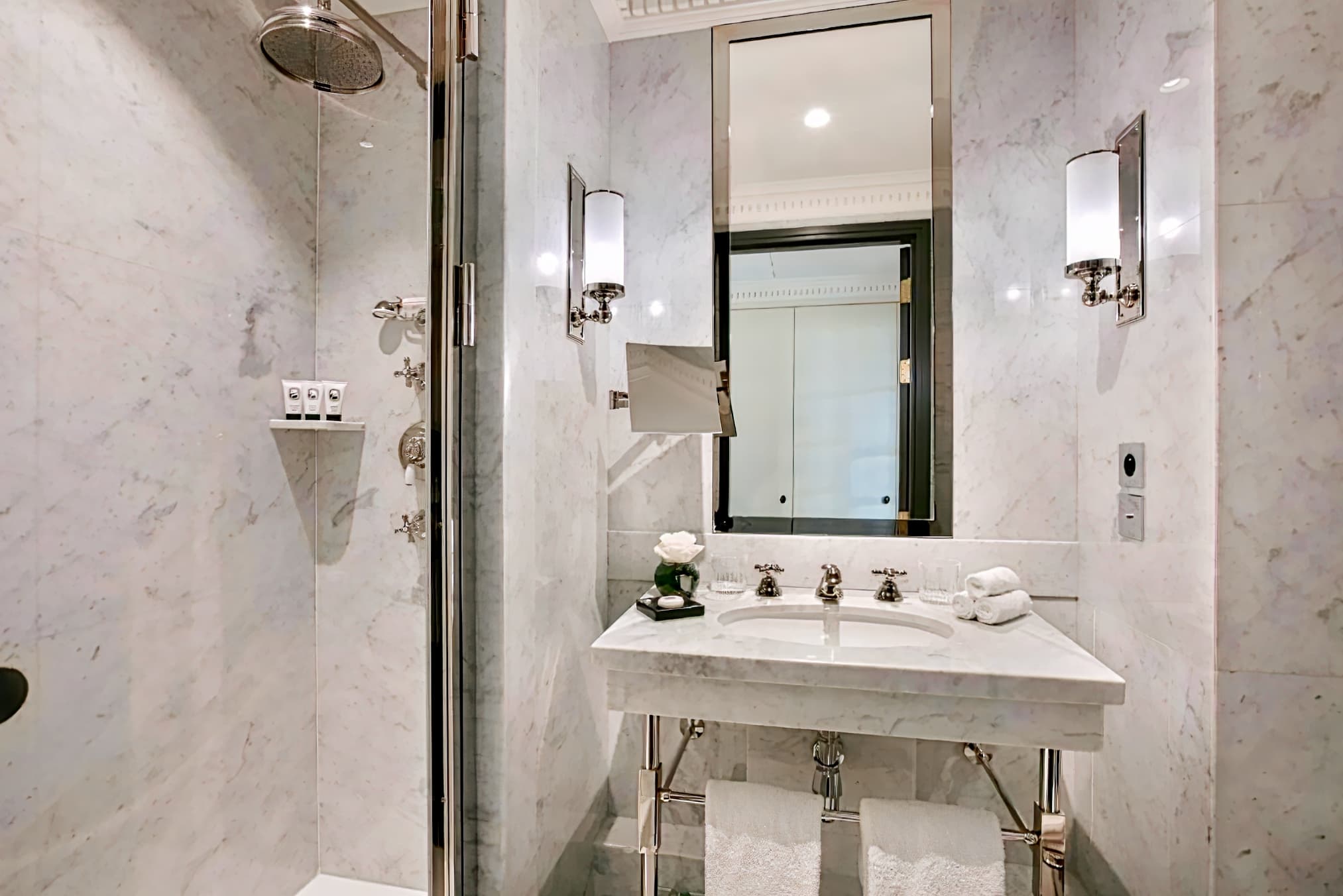 Hôtel de Berri Champs-Elysées, A Luxury Collection Hotel