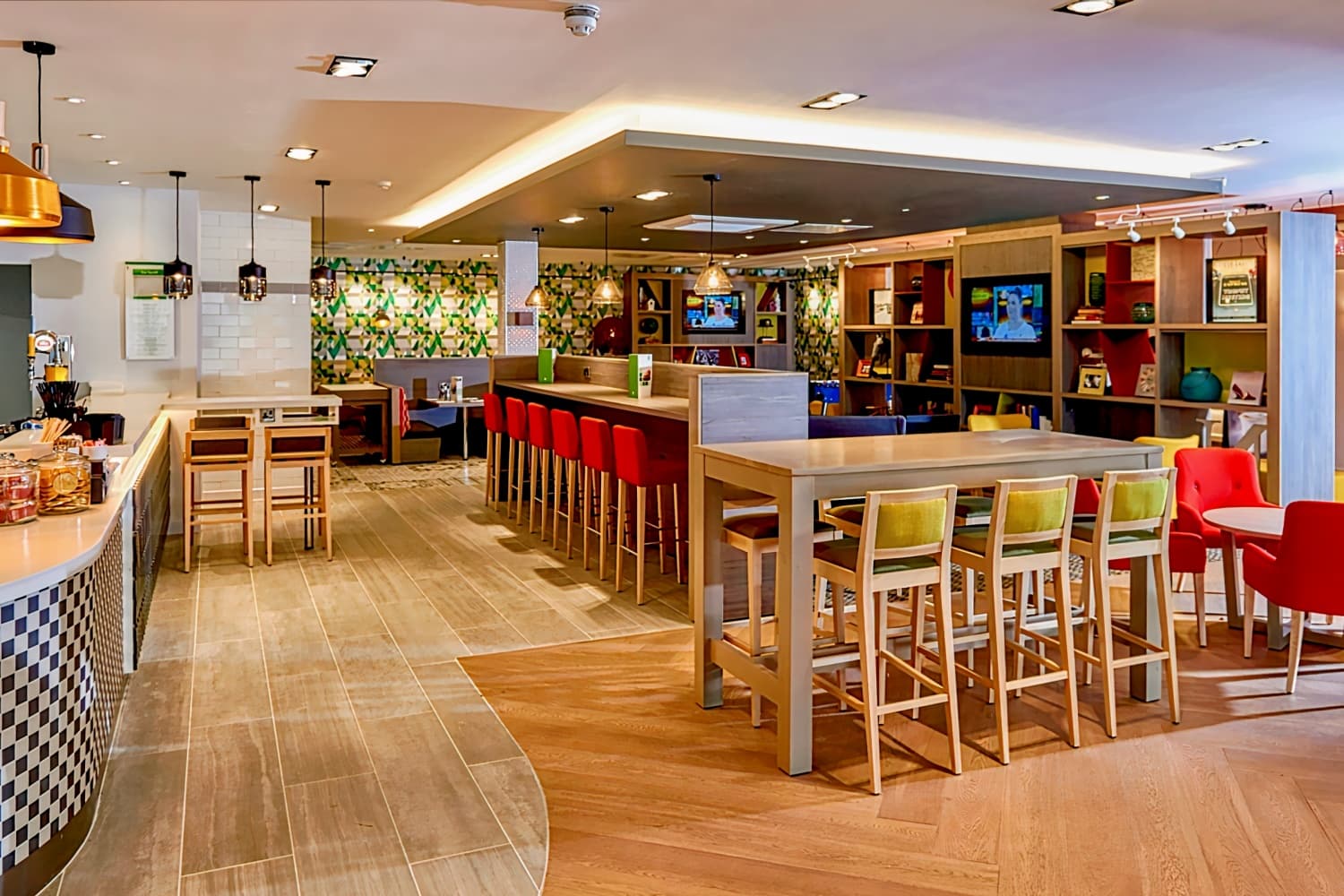 Holiday Inn Northampton West