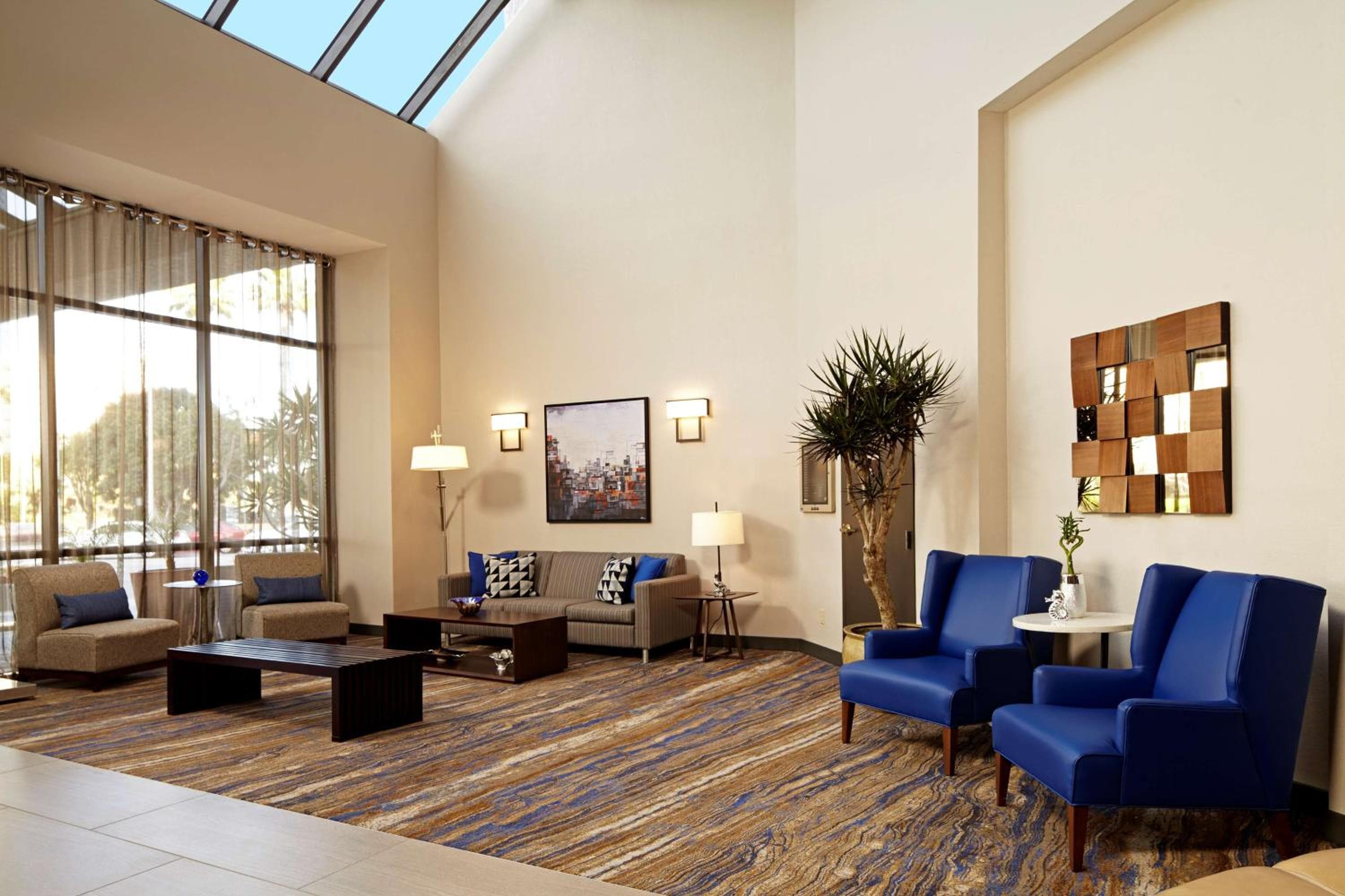 Embassy Suites by Hilton Los Angeles International Airport North