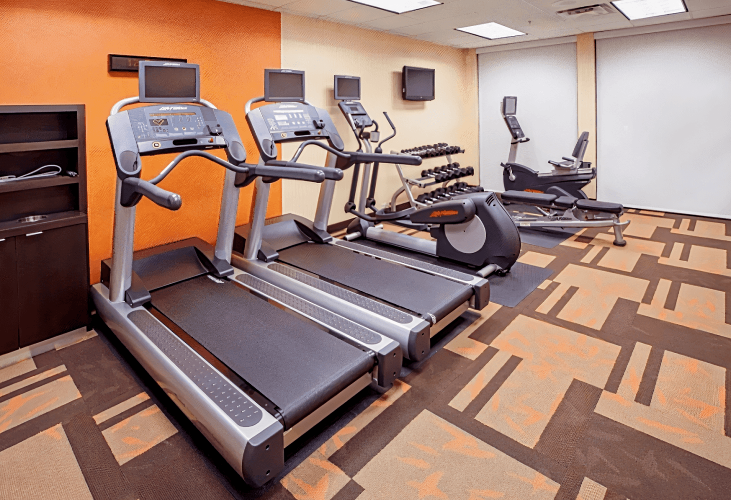 Courtyard by Marriott Louisville Northeast