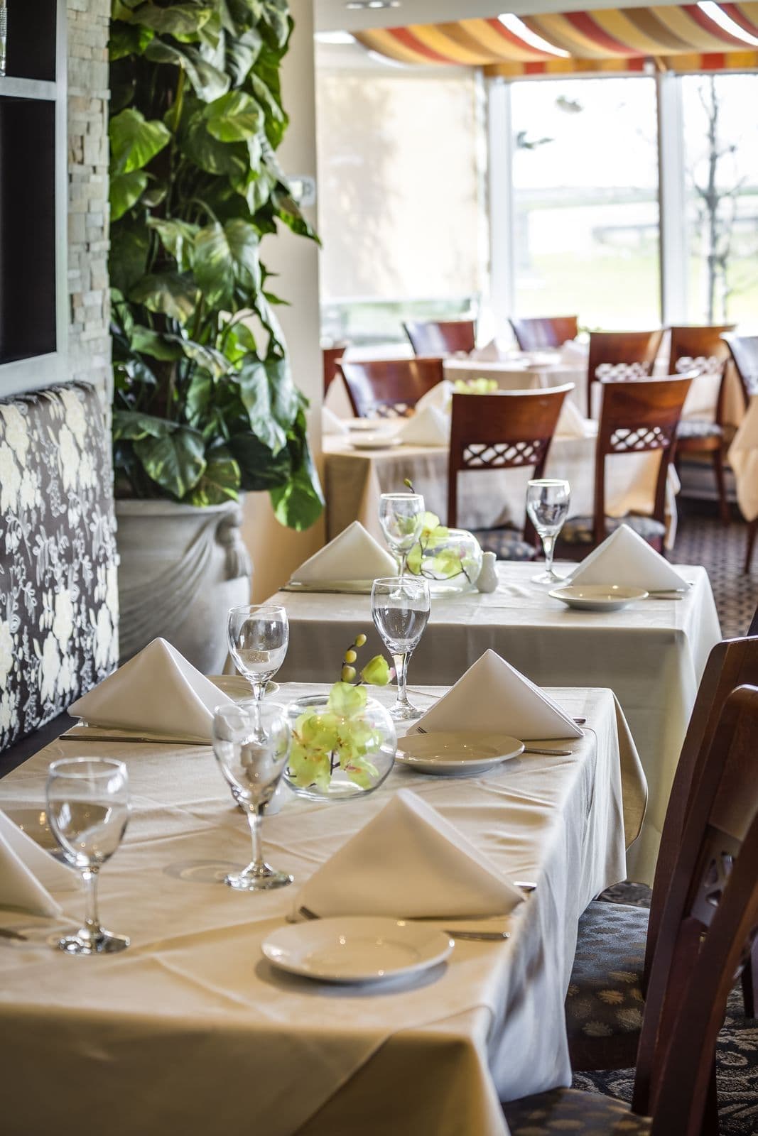 Monte Carlo Inn Vaughan Suites