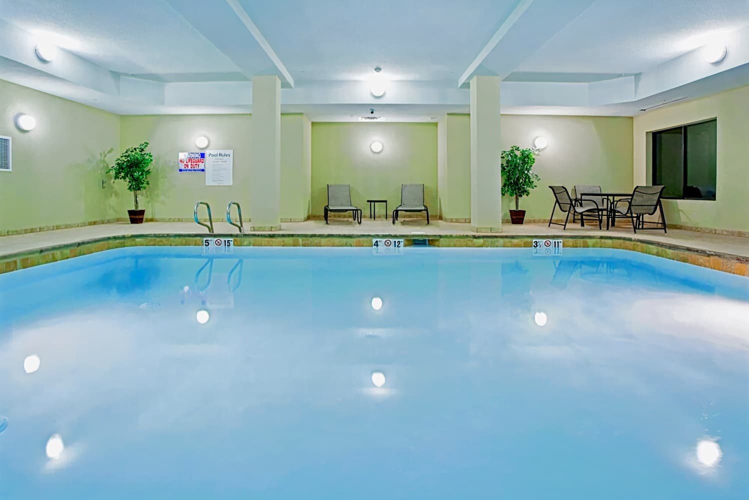 Holiday Inn Express and Suites Los Alamos Entrada Park