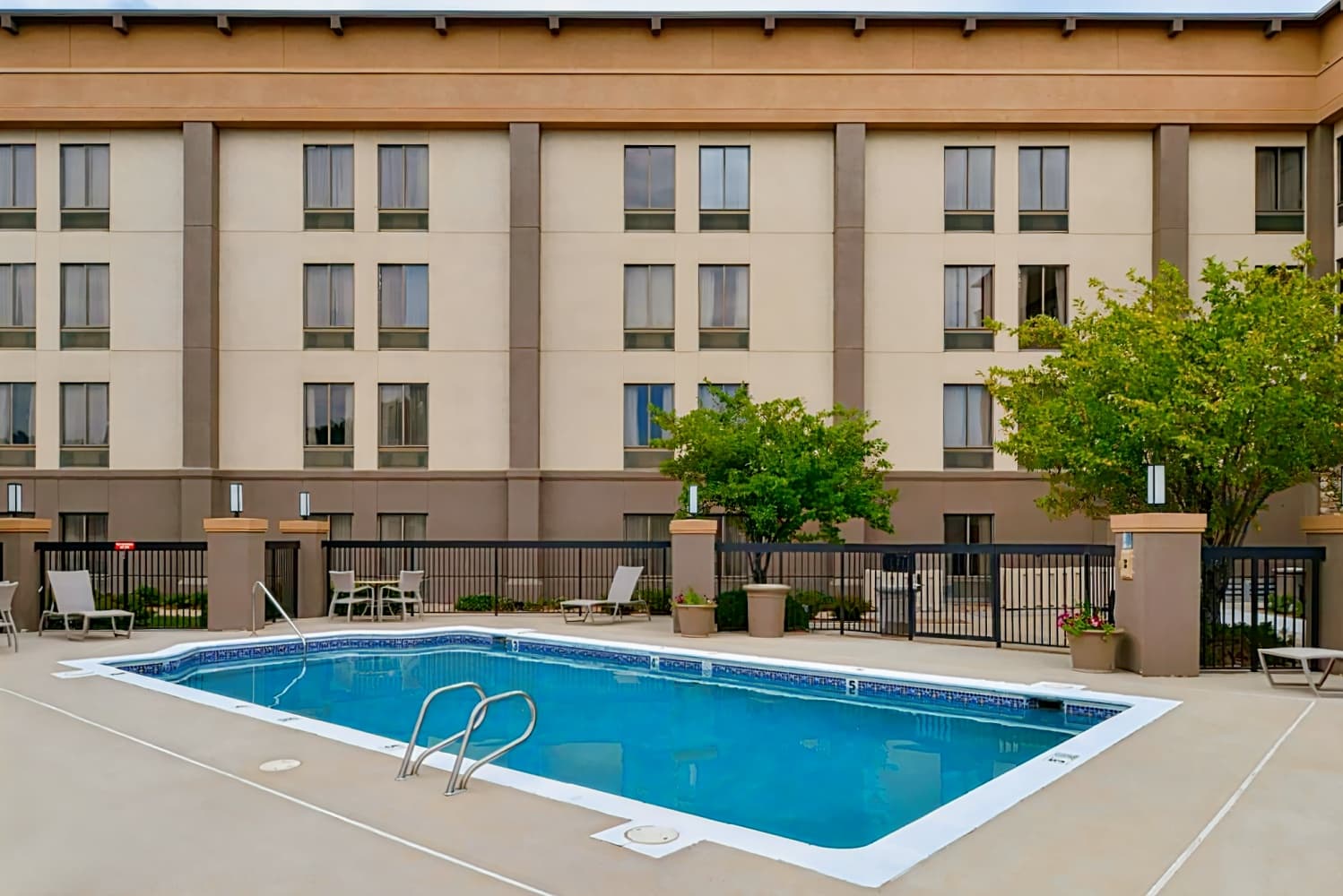 Best Western Plus Wichita West Airport Inn