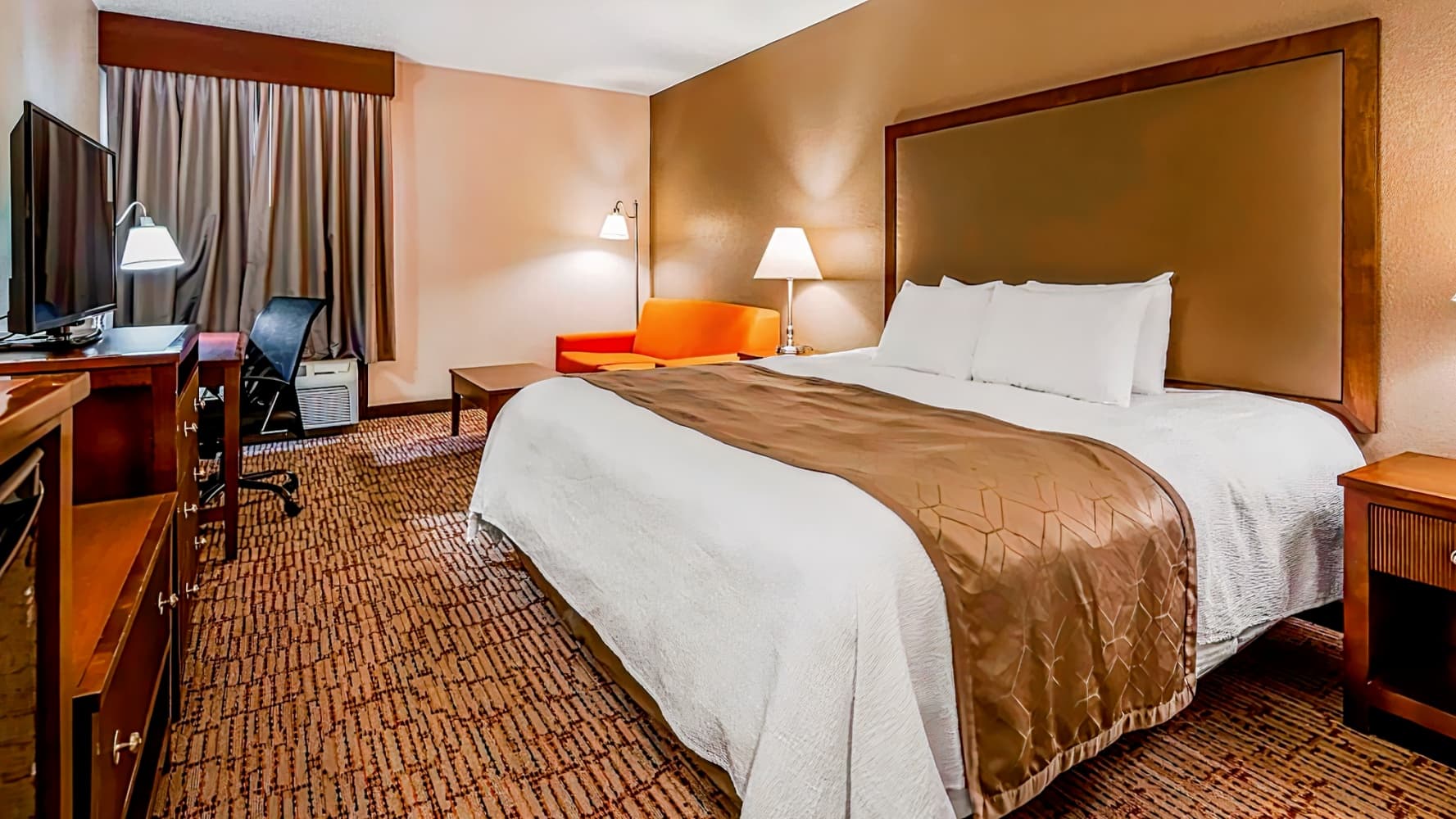 Best Western Plus Wichita West Airport Inn