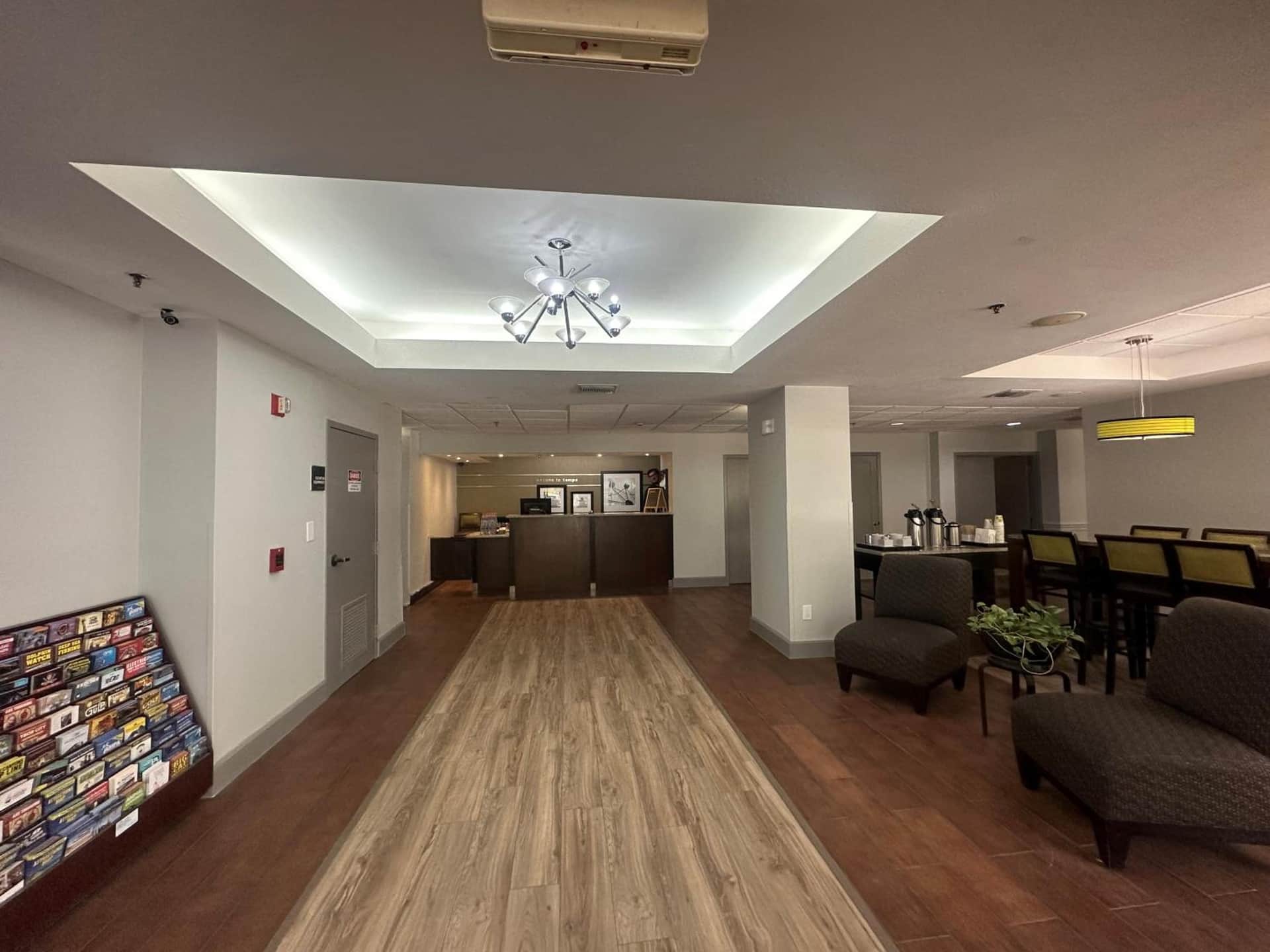 Brandon Center Hotel
