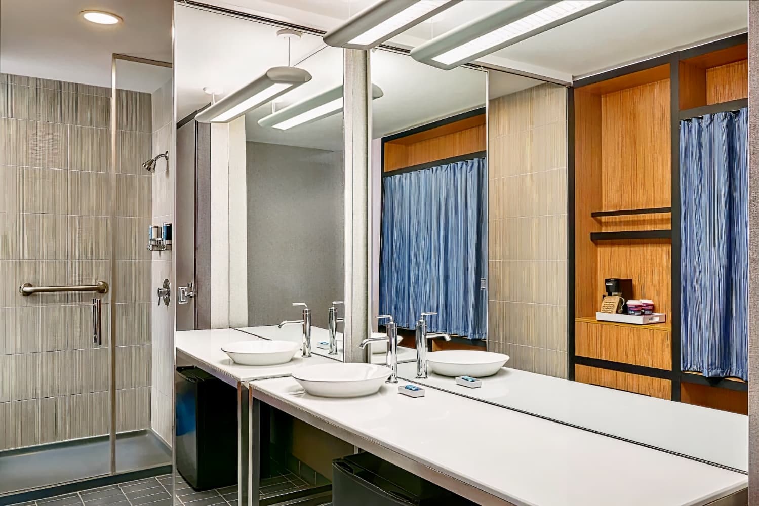 Aloft Denver Airport at Gateway Park