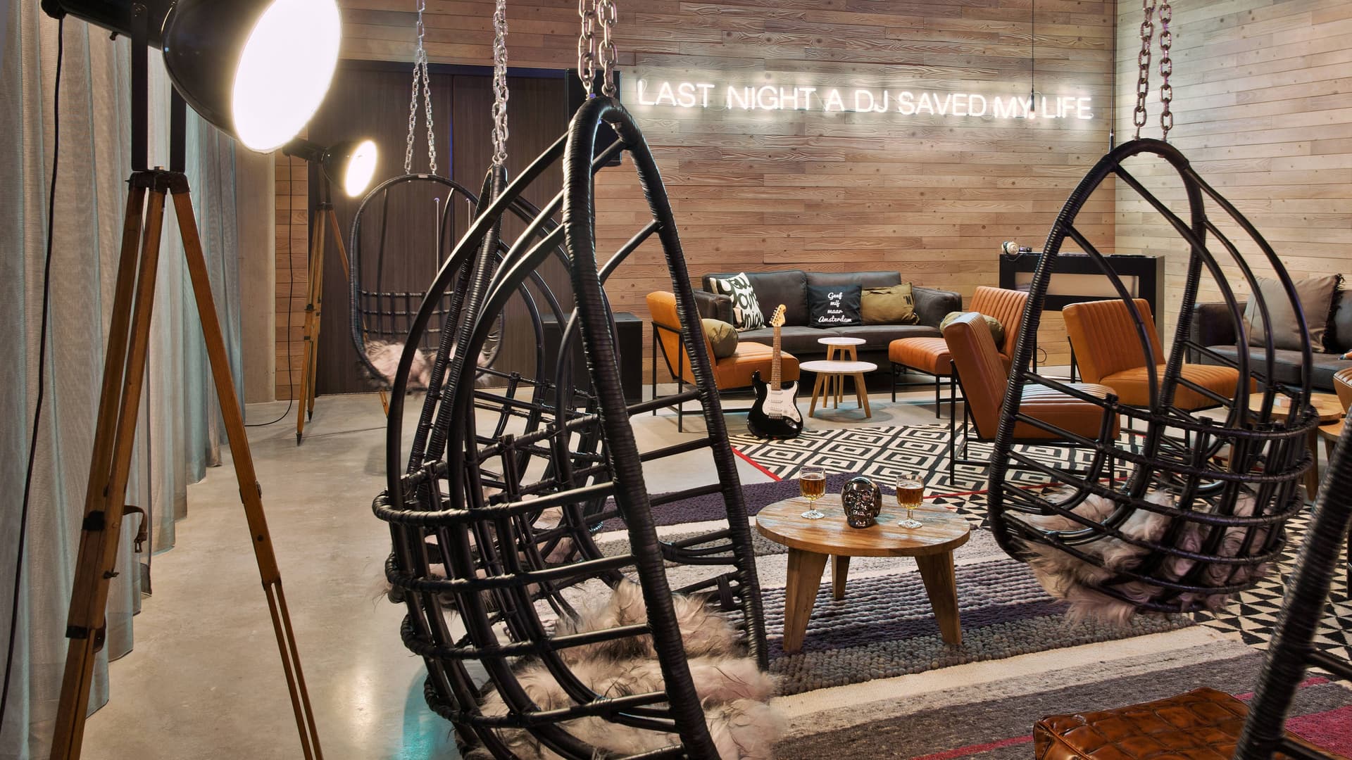 Moxy Amsterdam Houthavens