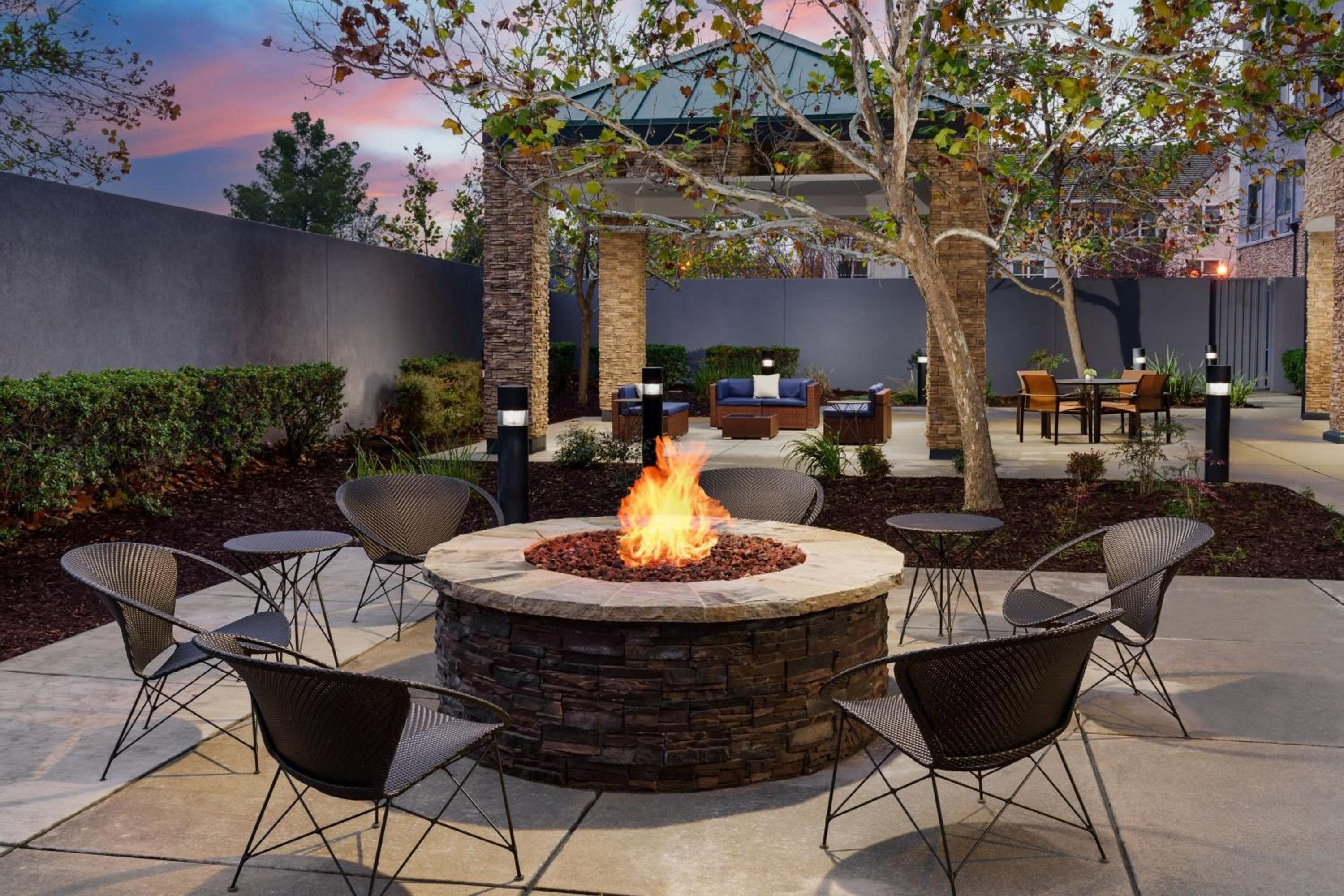 Courtyard by Marriott Sacramento Folsom