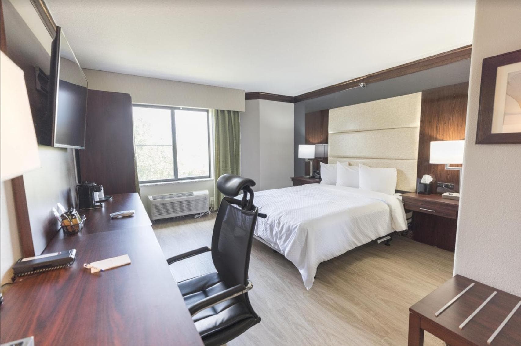 The Leo Collection Detroit, Ascend Hotel Collection