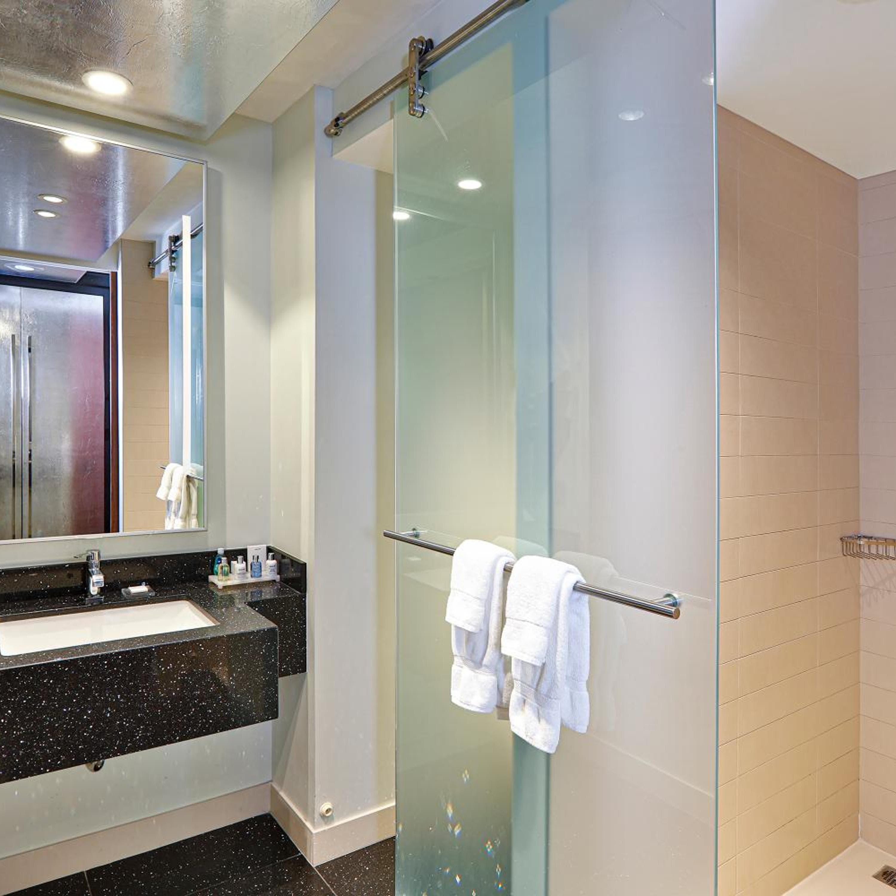 Radisson Blu Aqua Hotel, Chicago