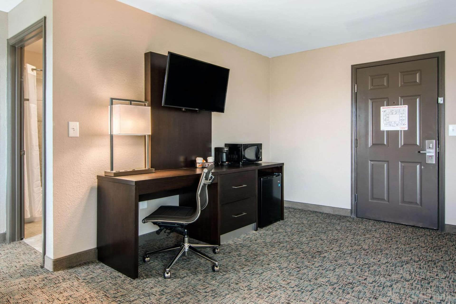 Clarion Inn & Suites Atlanta Downtown