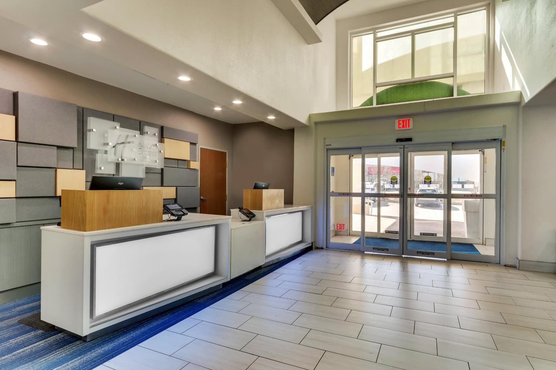 Holiday Inn Express Lake Worth NW Loop 820 by IHG