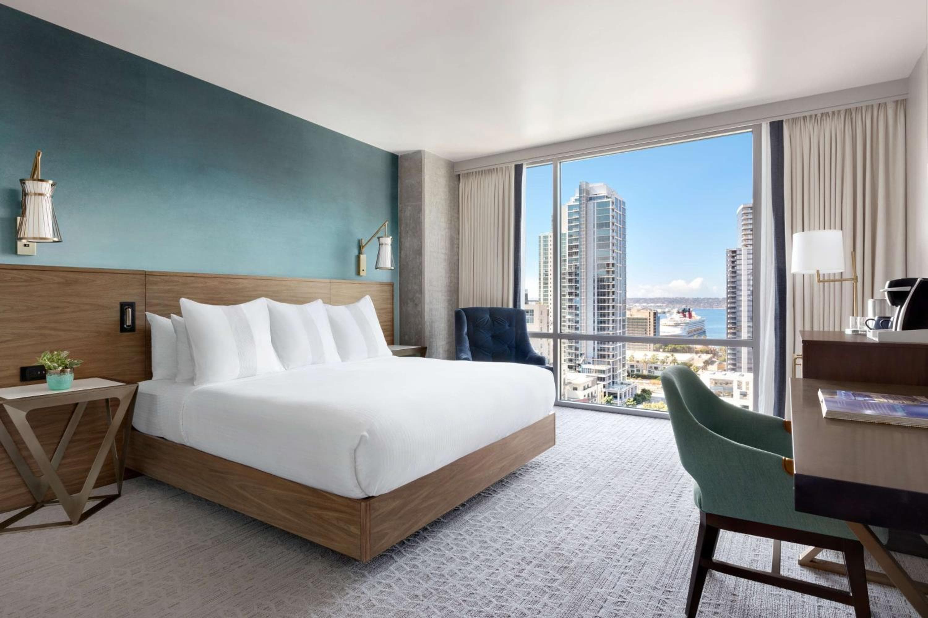 Carte Hotel San Diego Downtown, Curio Collection by Hilton