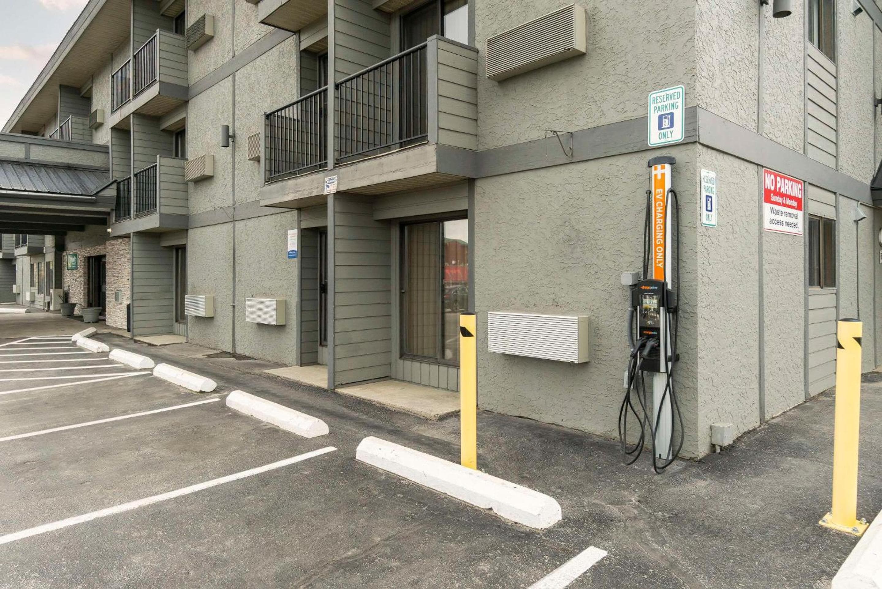 Quality Inn & Suites Vernon