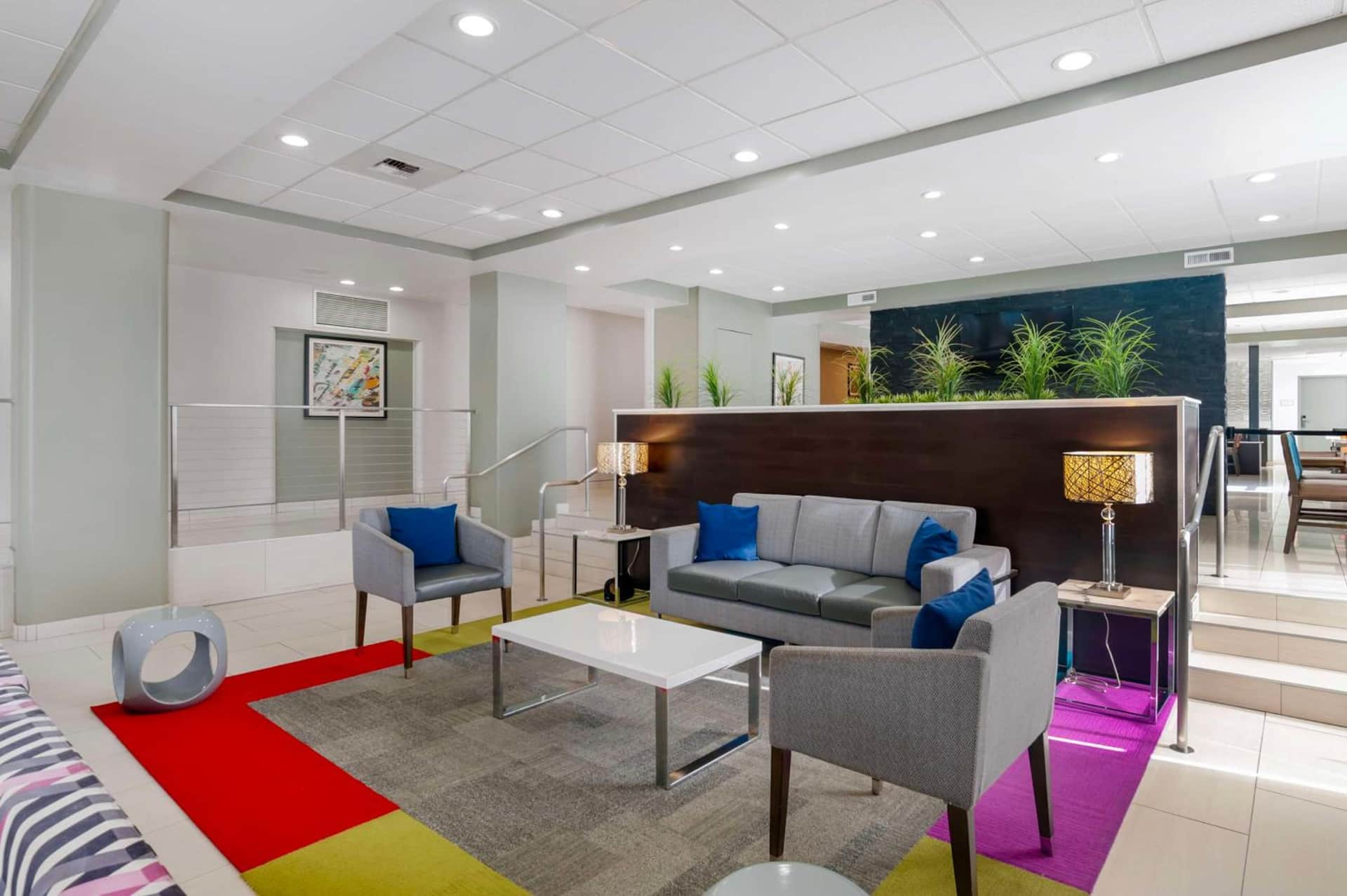 Best Western Plus Commerce Hotel