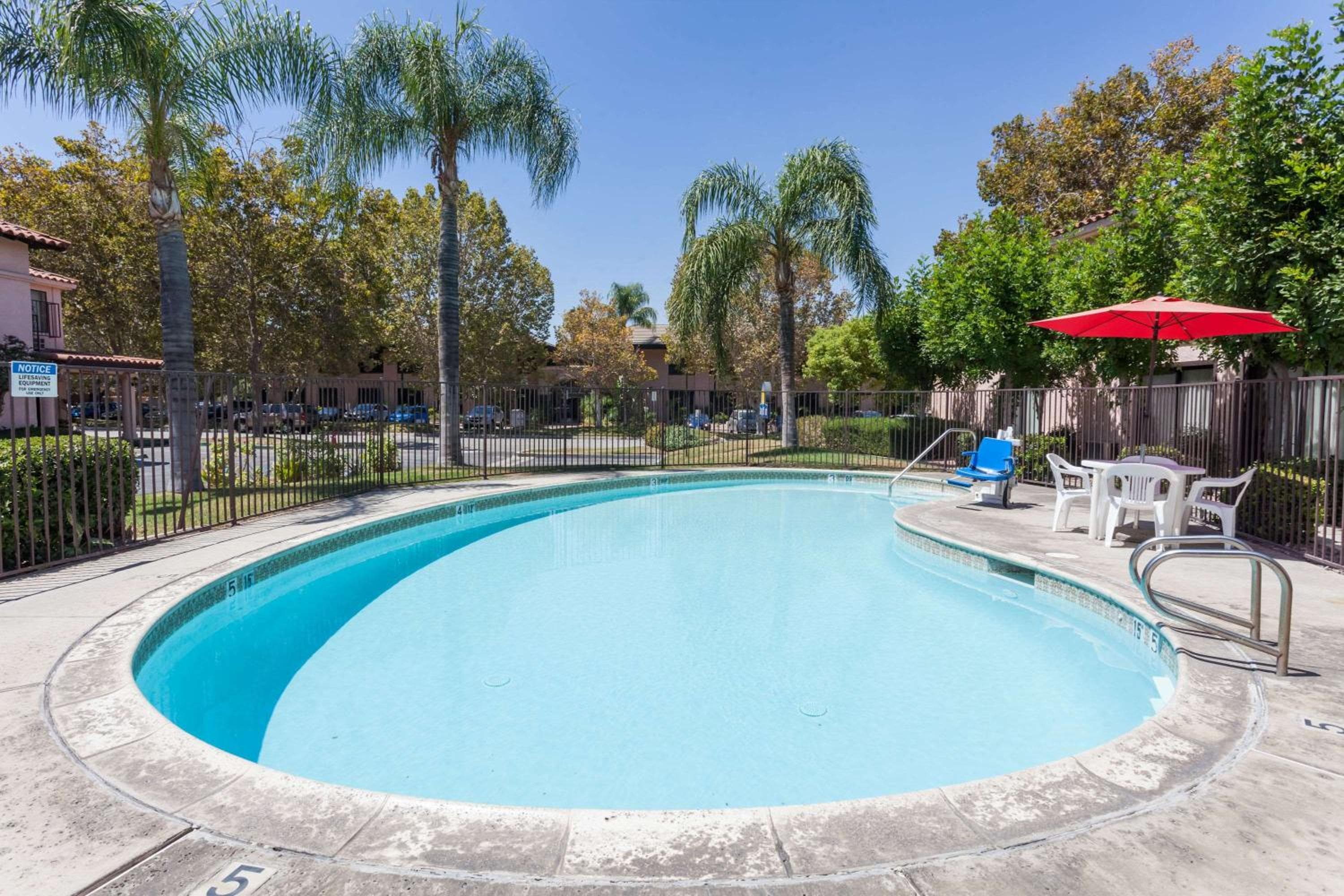 Hospitality Inn San Bernardino/ Redlands
