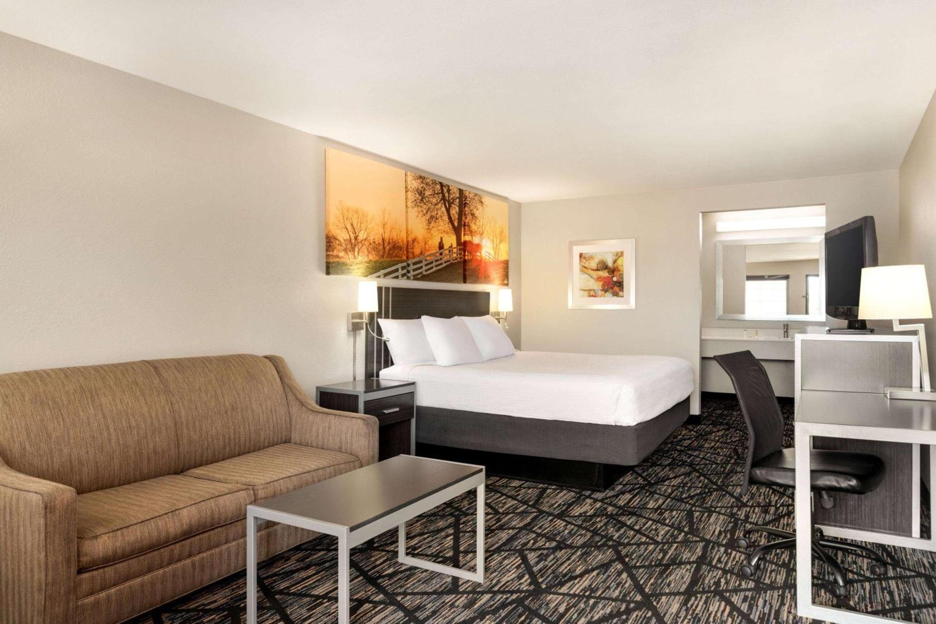 Days Inn by Wyndham San Antonio Near Fiesta Park