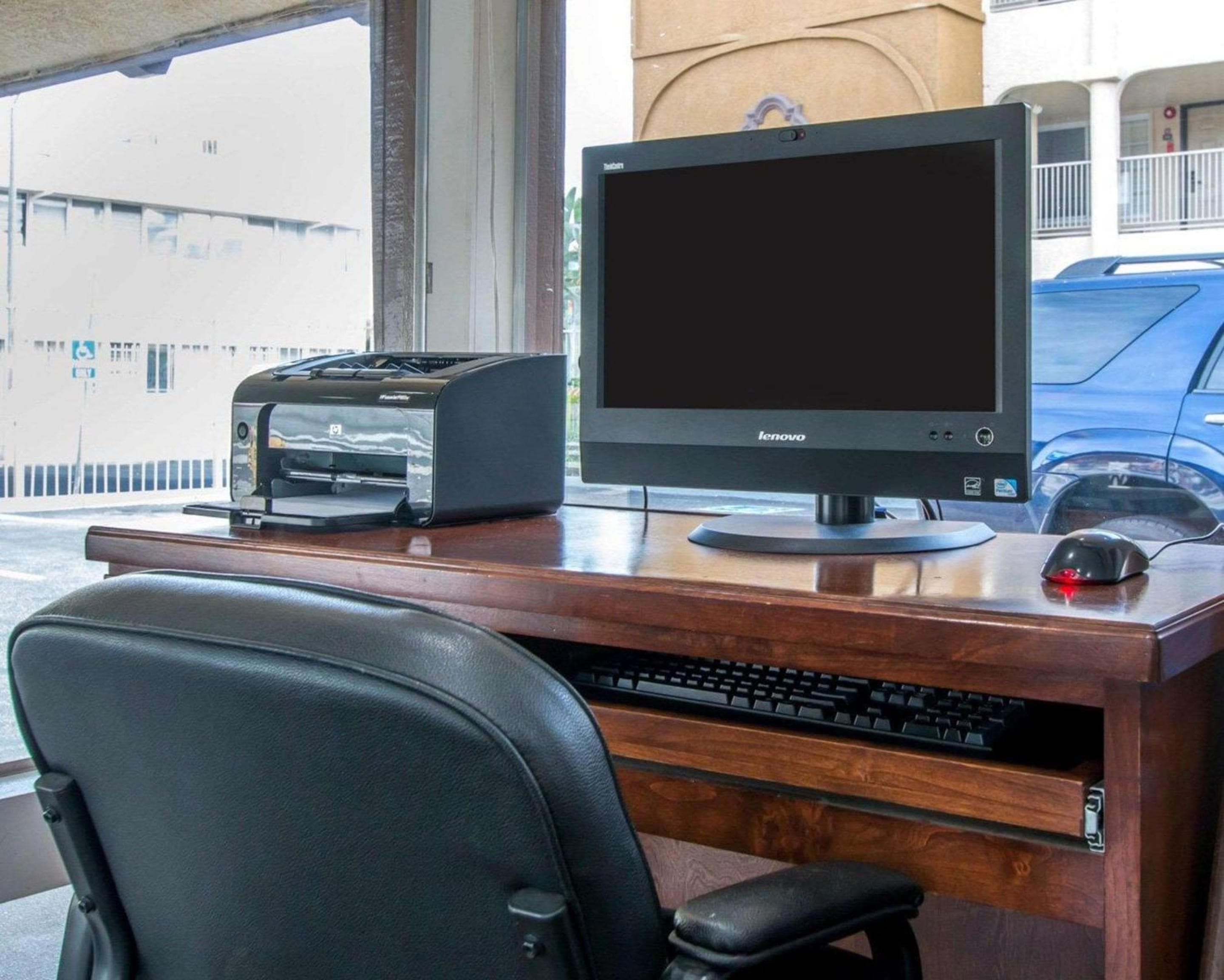 Rodeway Inn Convention Center