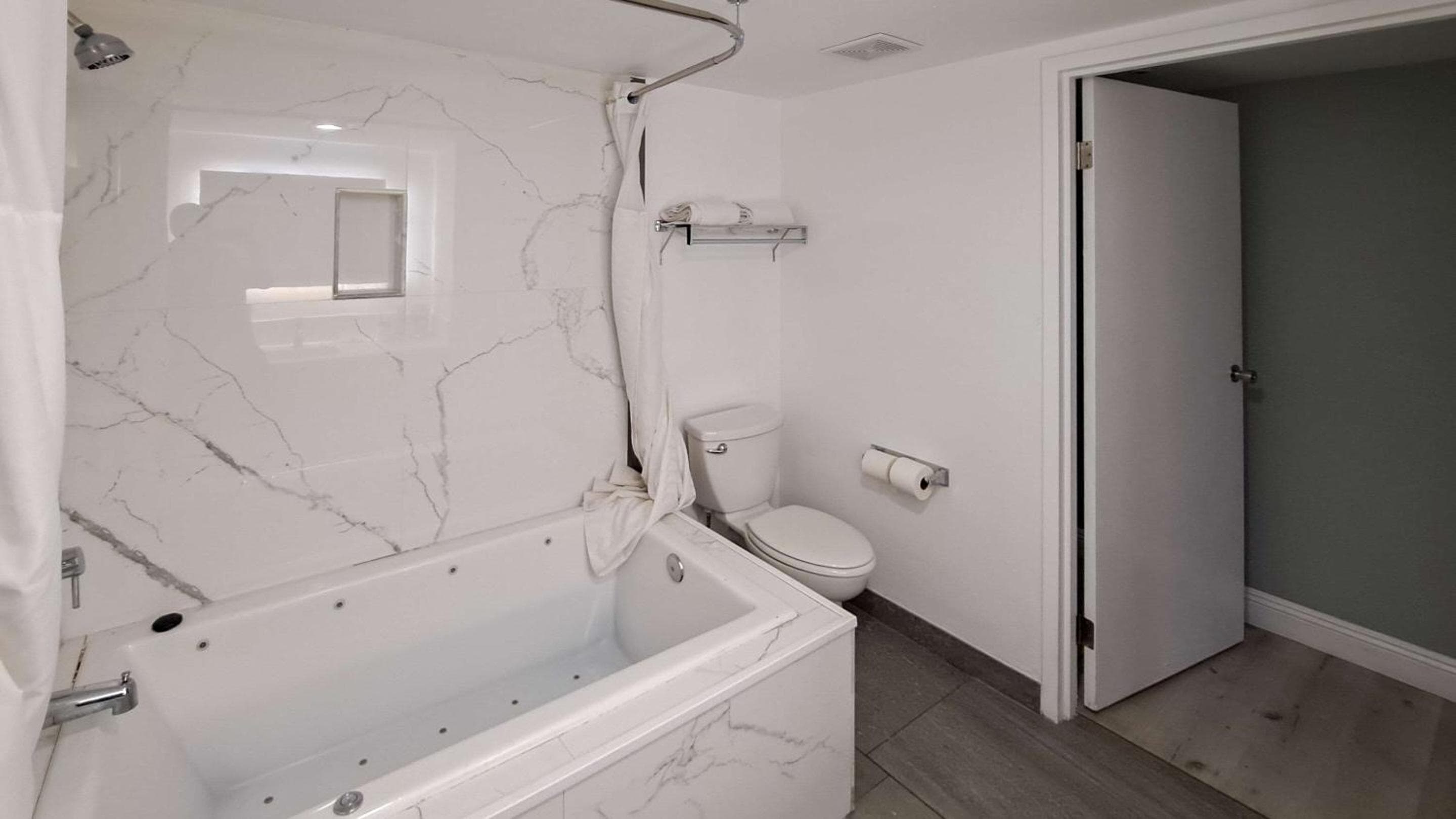 Clarion Pointe El Cajon San Diego East