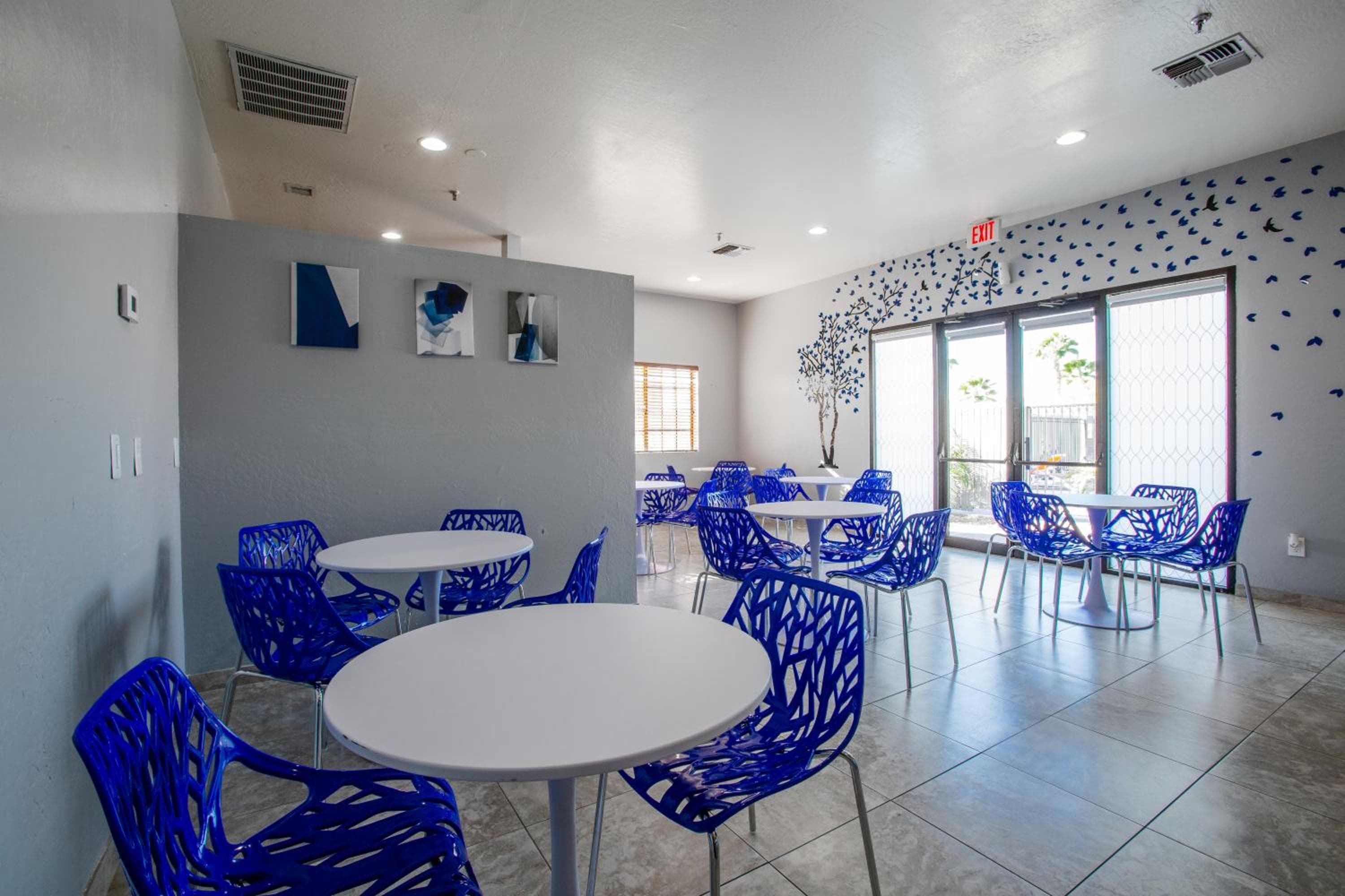 The Hotel Serene Glendale Peoria, Surestay Collection by Best Western