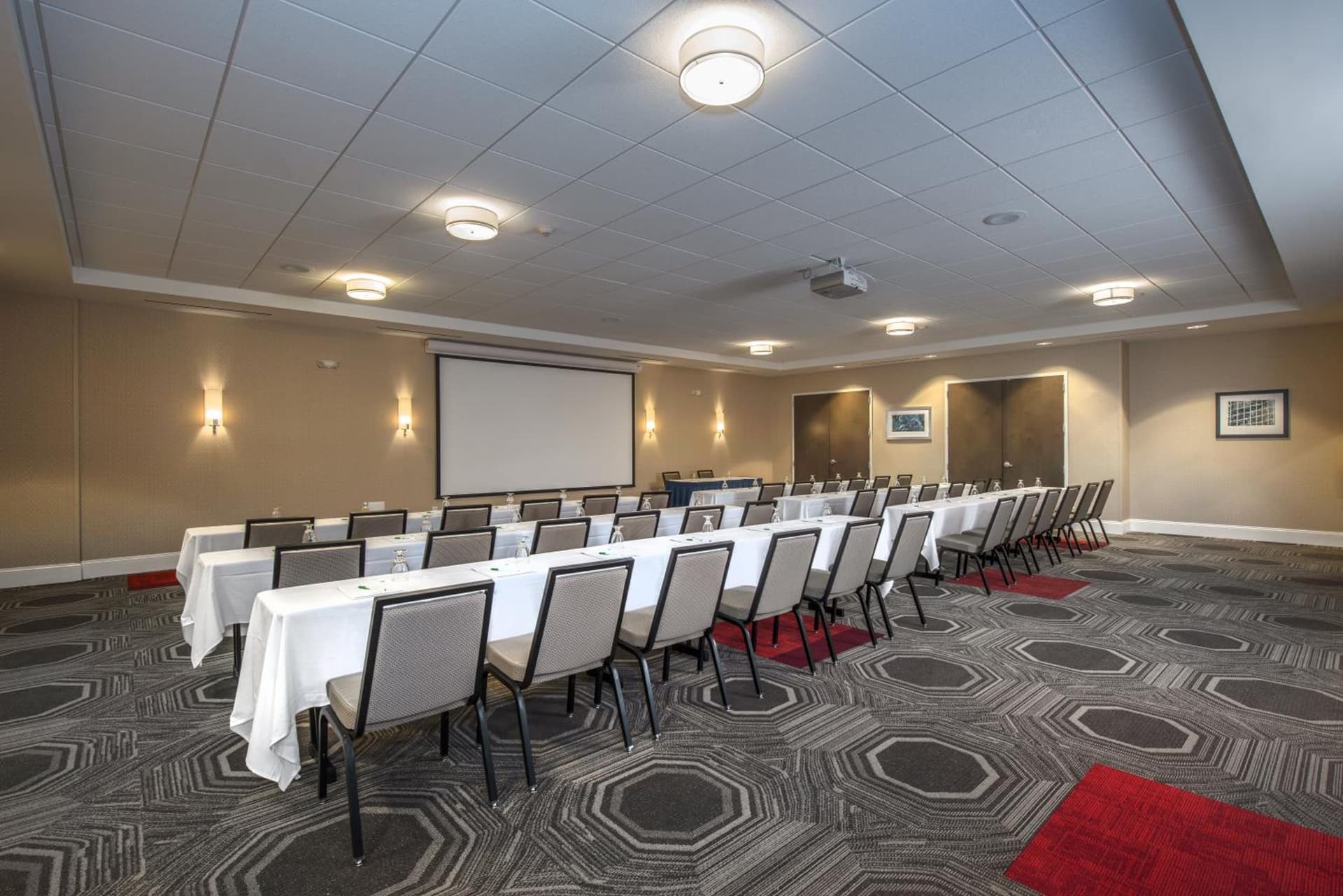 Holiday Inn Charlotte Airport by IHG