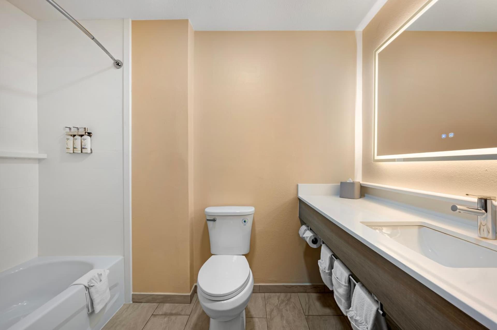 Holiday Inn Express & Suites - Indianapolis - East