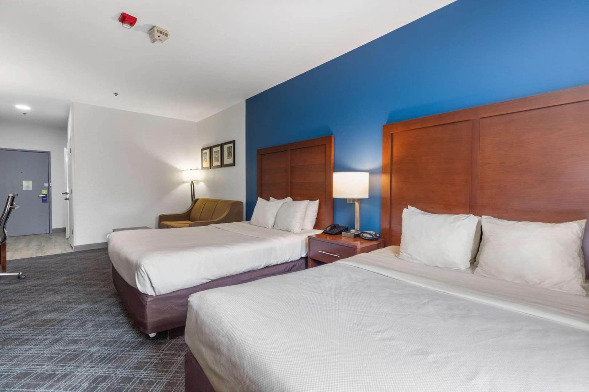 Comfort Suites Lombard/Addison