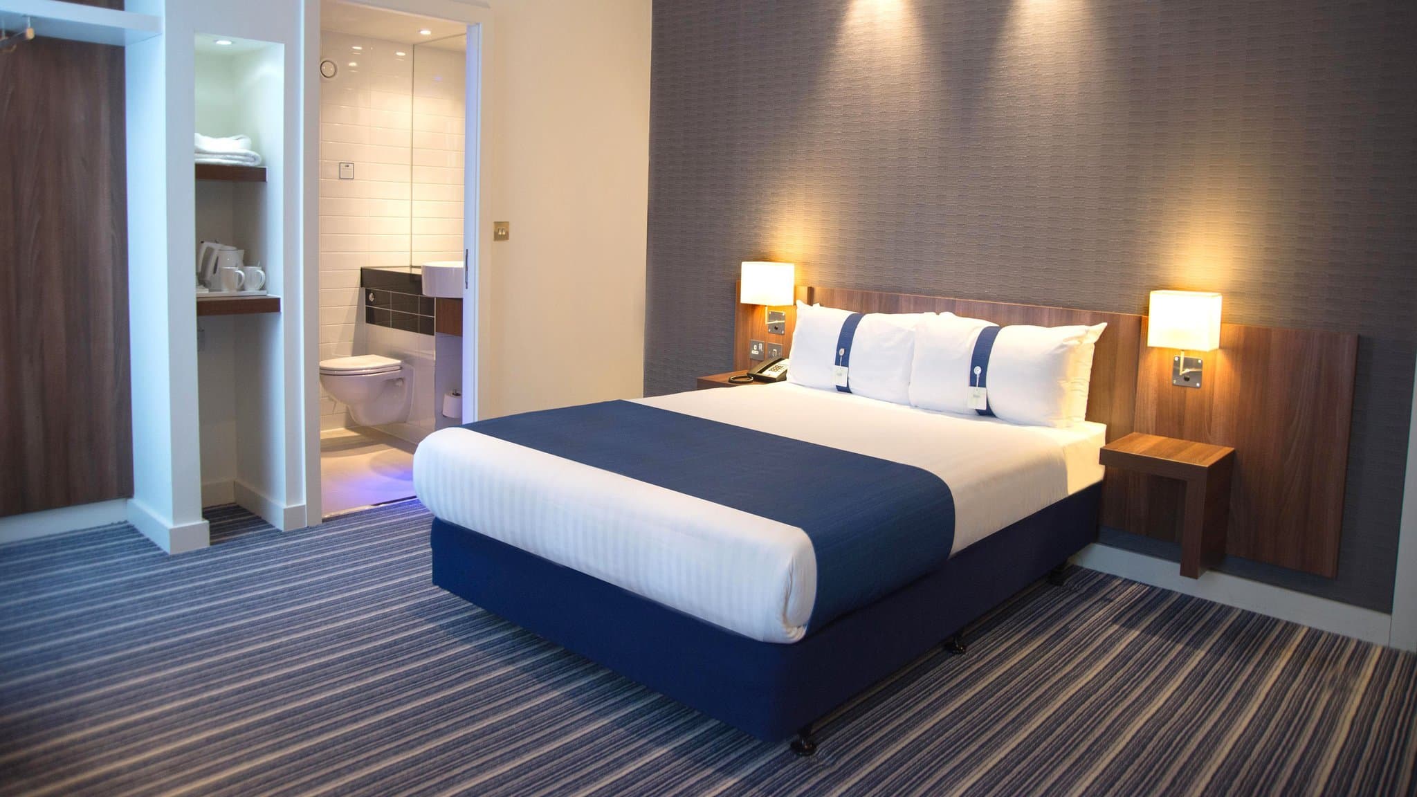 Holiday Inn Express Liverpool Hoylake