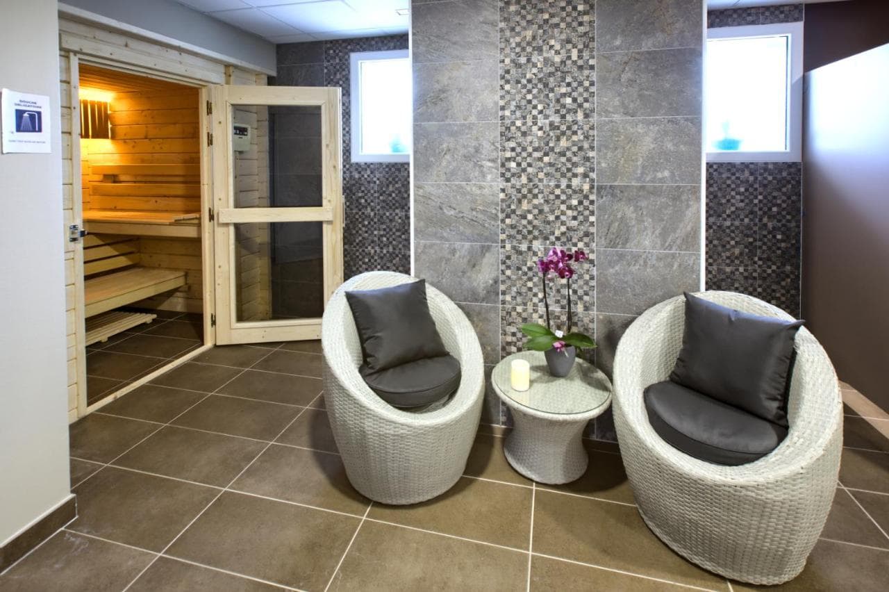 Logis Hotel Restaurant & SPA Au Comte d'Ornon