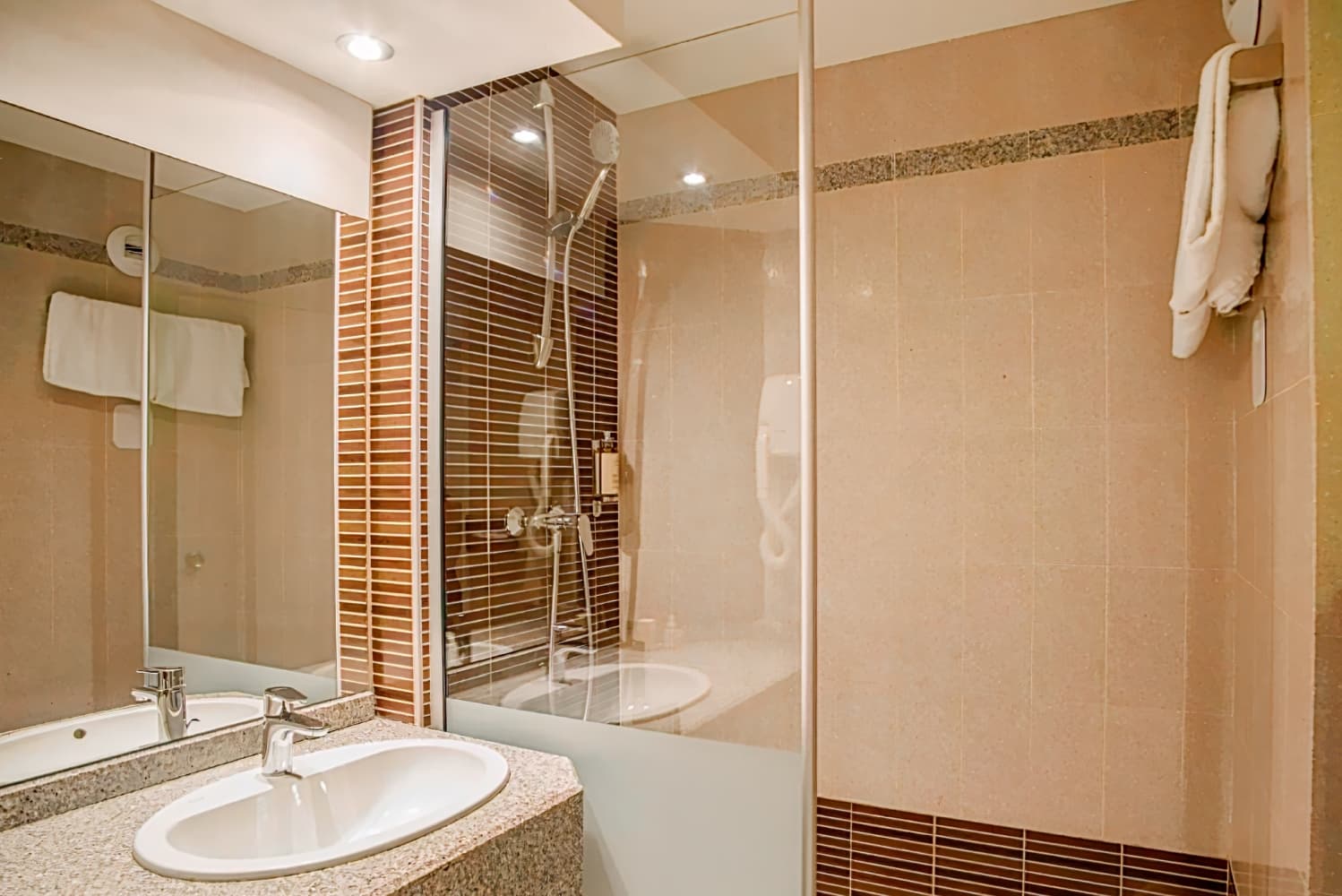 Mercure Paris Porte de Pantin Hotel